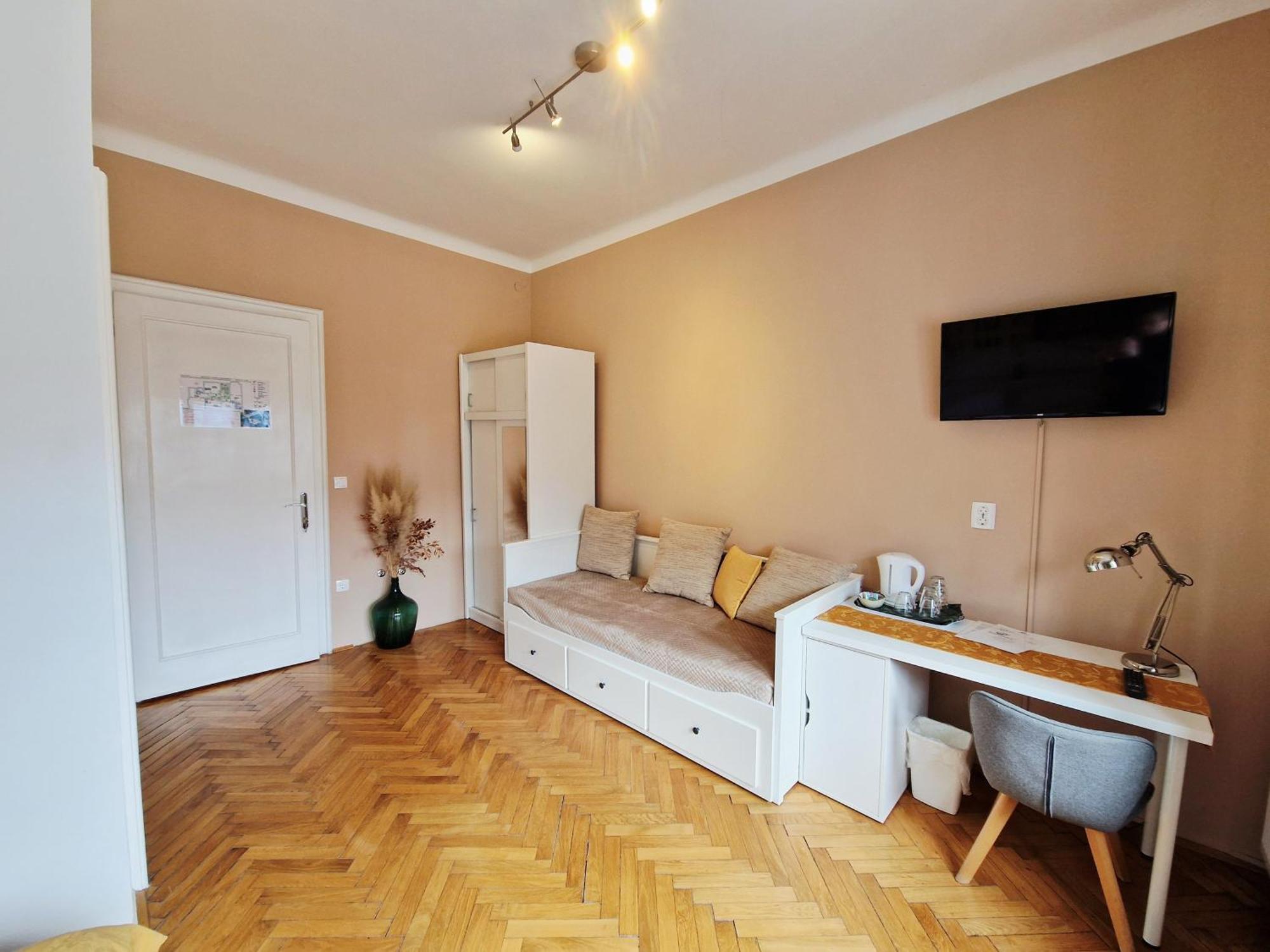 Triple Room Balcony